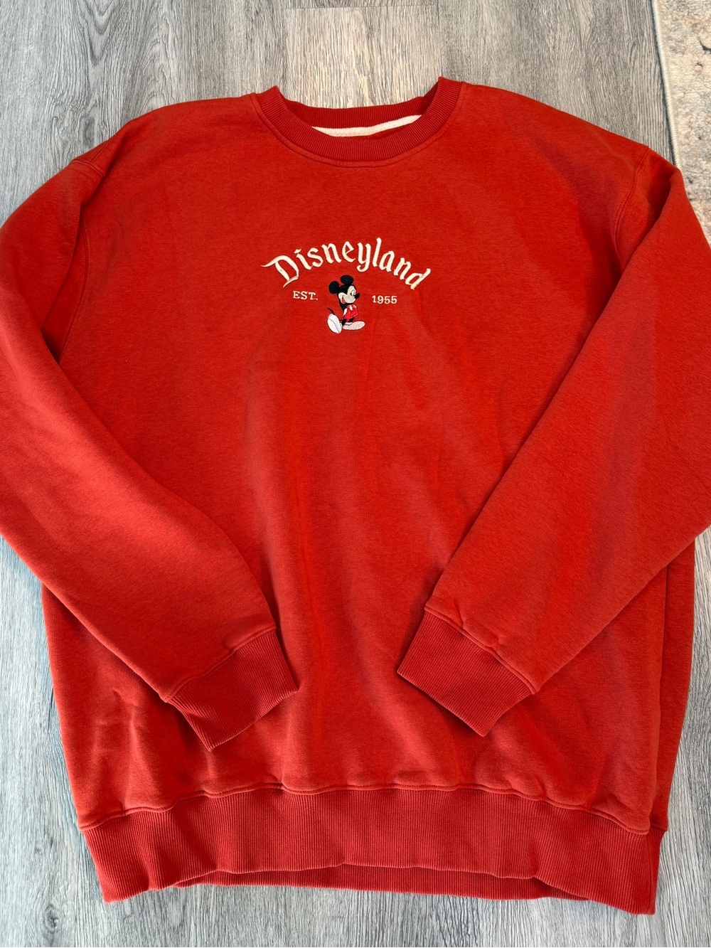 Mickey Inc Disneyland Sweatshirt Unisex XL Orange Vintage Mickey Mouse Graphic